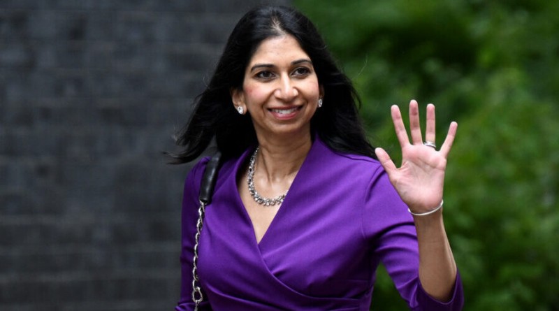 suella-braverman-12july22.jpg (71.29 KiB) Zobrazeno 9050 x suella-braverman-12july22.jpg