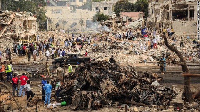 171015113940-12-mogadishu-somalia-explosion-exlarge-169.jpg