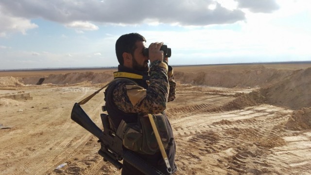 Desert-Hawks-Brigade-with-binoculars-1080x608.jpg